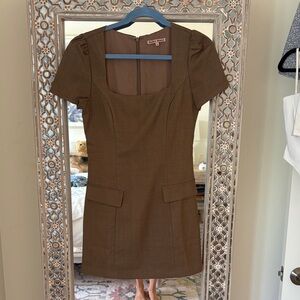 Chic Brown Short Sleeve Mini Dress